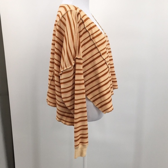 Urban‎ Outfitters Cream Pink Striped Waffle Knit Crop Top Womens Medium Boxy - Picture 2 of 10